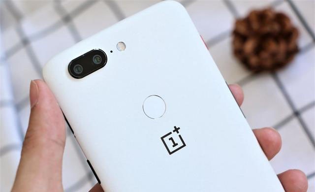 原力与我同在！一加5T星球大战定制版精美图赏