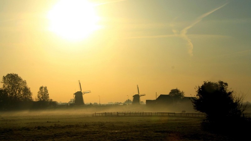 【V粉壁纸】清晨的雾高清桌面壁纸