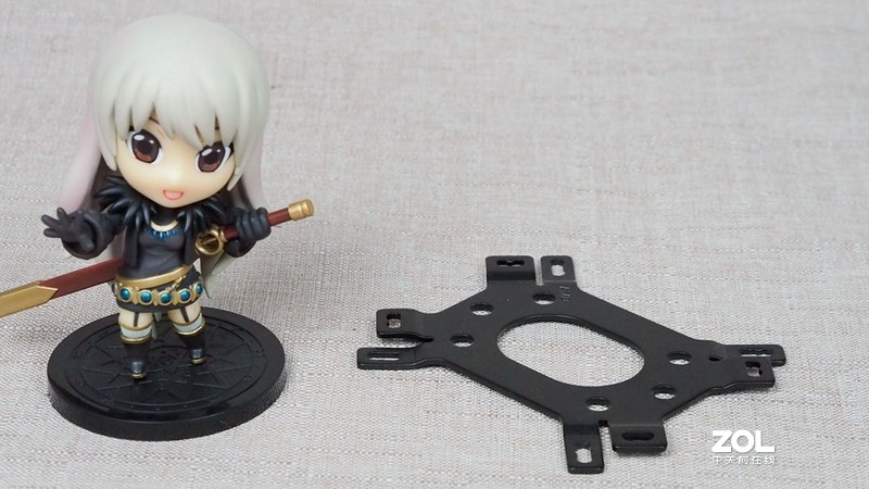 如镜般幻彩炫丽——超频三 凌镜 GI-CX240 一体式水冷开箱简测