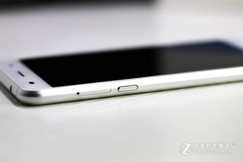 #蓝魔Mos1试用# 蓝魔出手机啦！（2.蓝魔Mos1拆箱图解）