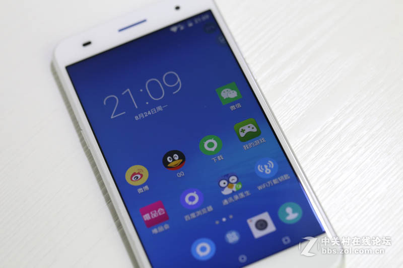 #蓝魔Mos1试用# 蓝魔出手机啦！（2.蓝魔Mos1拆箱图解）