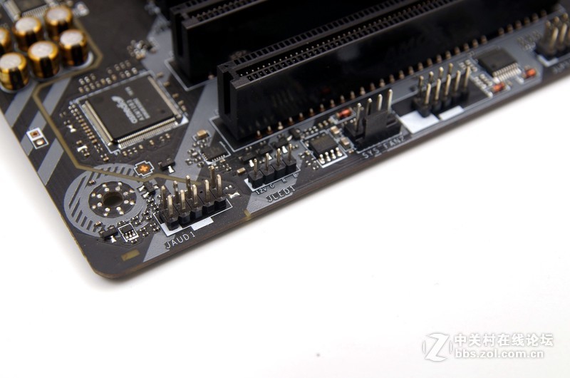 #约稿#AMD Ryzen Vega 3A配置红幽灵ATX攒机秀