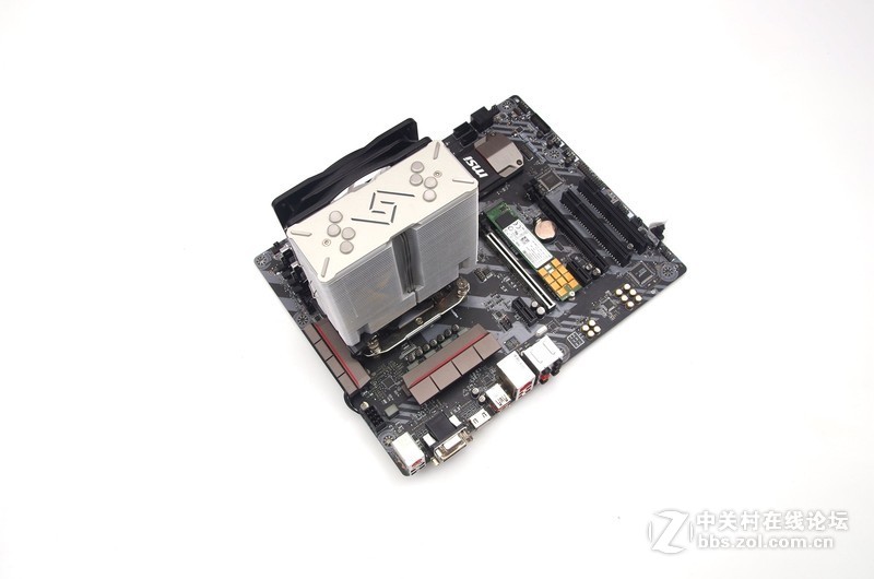 #约稿#AMD Ryzen Vega 3A配置红幽灵ATX攒机秀