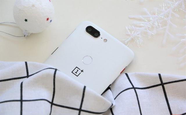 原力与我同在！一加5T星球大战定制版精美图赏