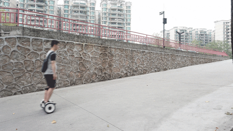 骑行代步通勤，我是这条街最靓的仔--Ninebot mini平衡车