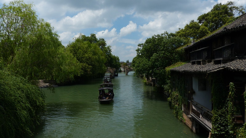 请教前辈们一个问题！V-lux4程序AE模式为什么曝光不足？