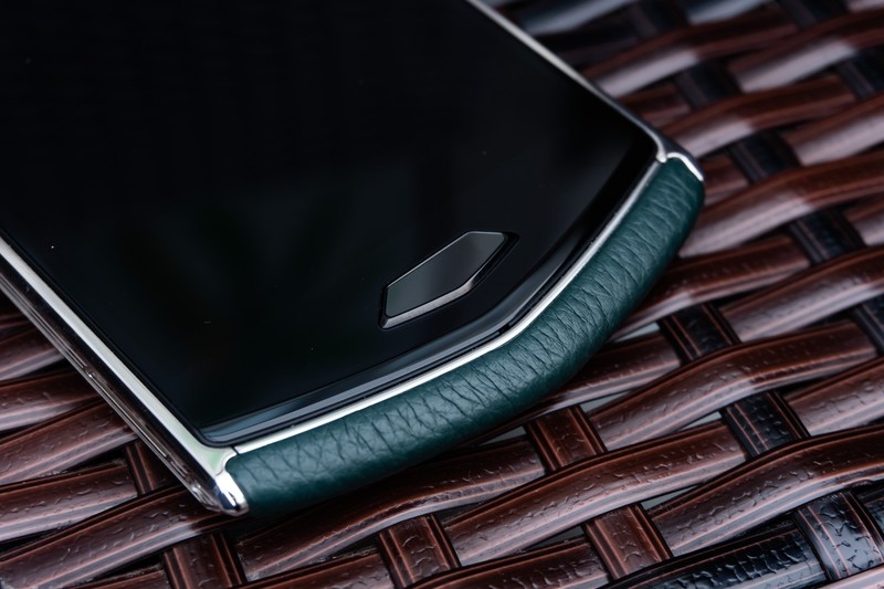 奢华 不止是价格 更是艺术与科技的融合——8848钛金手机