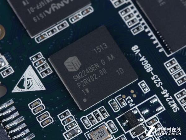 告别小白：固态硬盘内外结构解析！