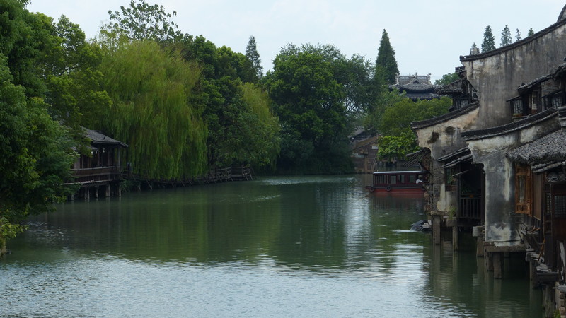 请教前辈们一个问题！V-lux4程序AE模式为什么曝光不足？