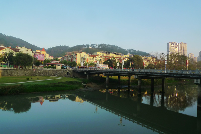 清晨时分的永定县城