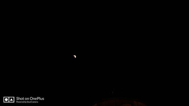 点赞我大一加，月球的阴影都能看到！说实话我肉眼看着都有点