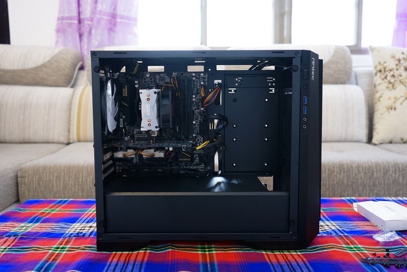 老平台换安钛克P6摇身一变成新“电视”，再弄块显卡就可以大吉大利的吃鸡