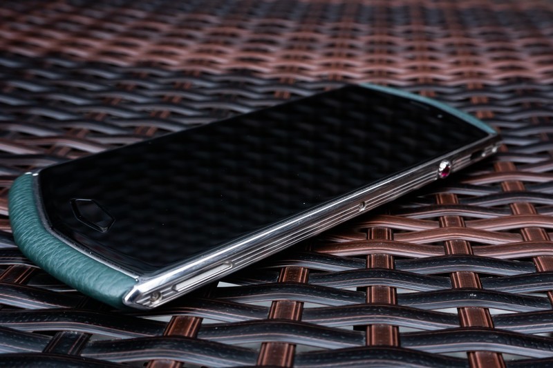 奢华 不止是价格 更是艺术与科技的融合——8848钛金手机