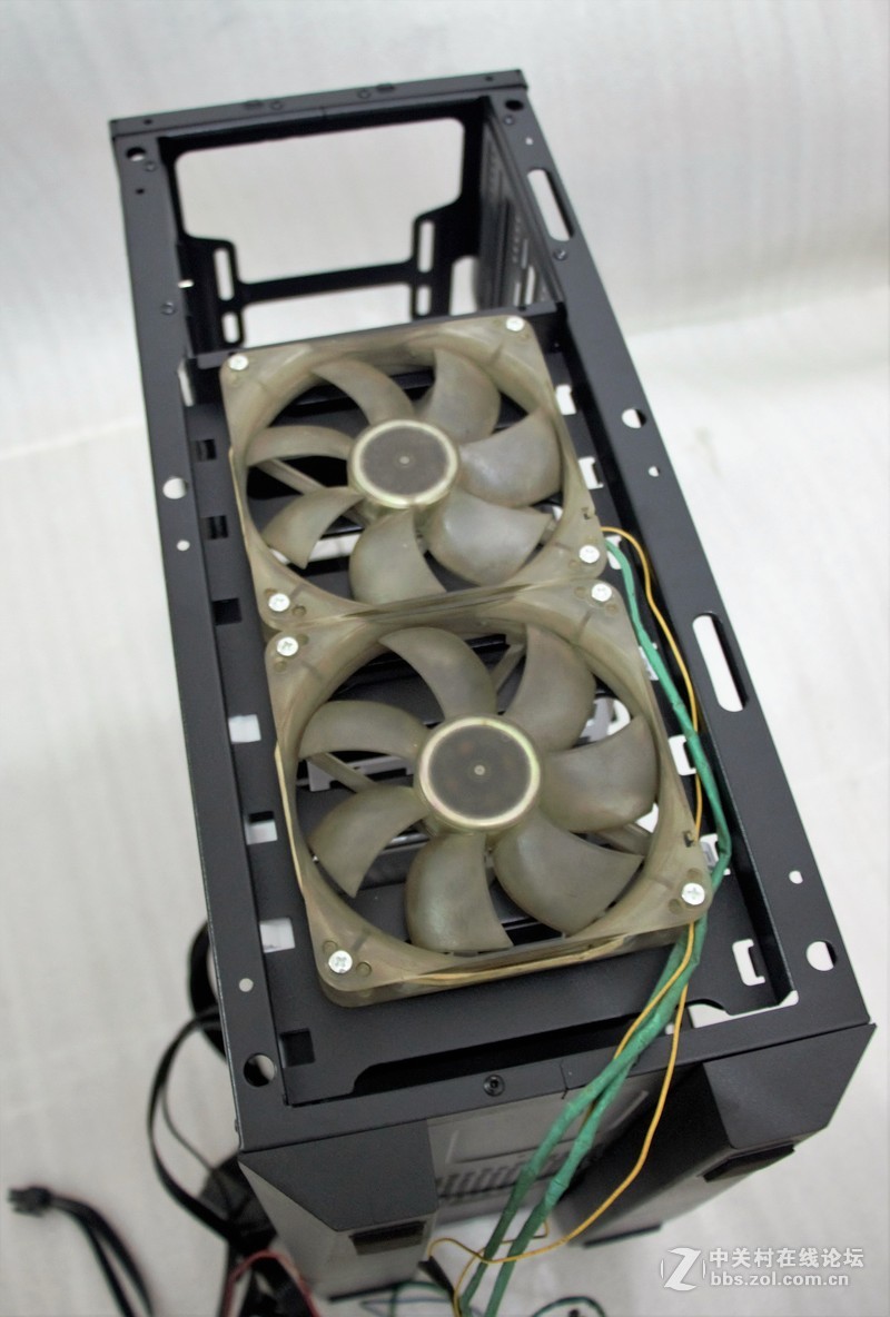 #超强拓展，航嘉MVP+机箱试用 #炫光灯改造