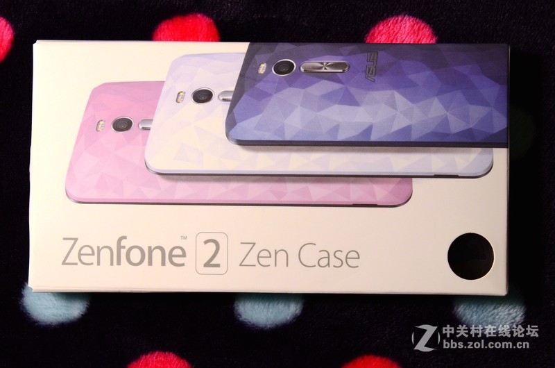 让人爱不释手的ZenFone2的3D晶钻蓝手机壳