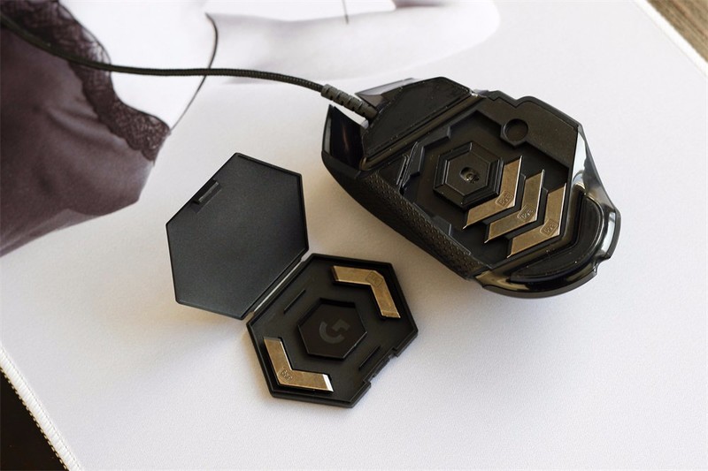 【單擺出品】罗技G502HERO鼠标评测分享