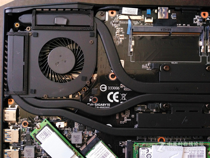 GTX1070+i7 6820HK独显游戏本AORUS X5 V6开箱