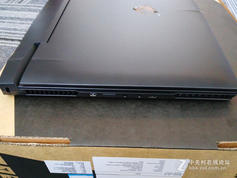 GTX1070+i7 6820HK独显游戏本AORUS X5 V6开箱