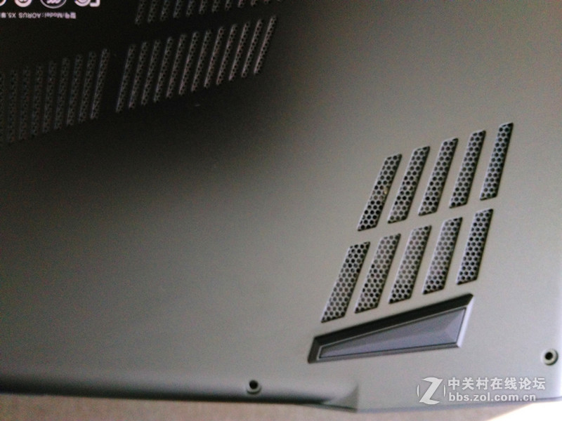 GTX1070+i7 6820HK独显游戏本AORUS X5 V6开箱