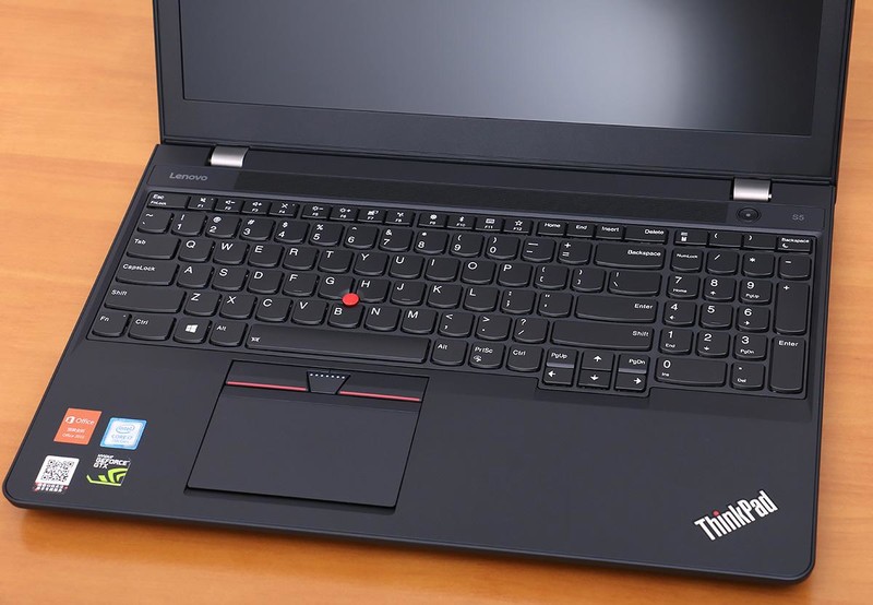 新本到手，帮朋友的 ThinkPad 黑将 S5 游戏笔记本升级了内存