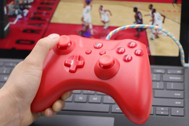 激情澎湃玩游戏，内外兼修上超神：钛度原力之星游戏手柄体验测评