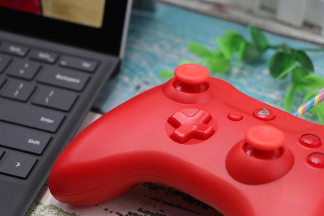 激情澎湃玩游戏，内外兼修上超神：钛度原力之星游戏手柄体验测评