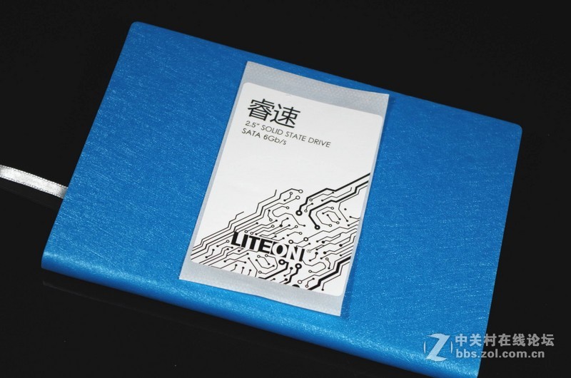 苦逼的曾经被MX100坑的历史，深刻告诉我，稳定压倒一切