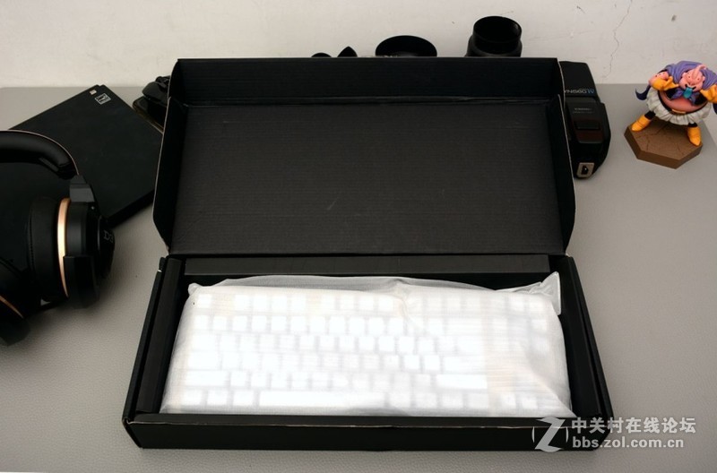 古董笔记本配小鲜肉键盘，怀旧ThinkPad与潮流达尔优的结合体！