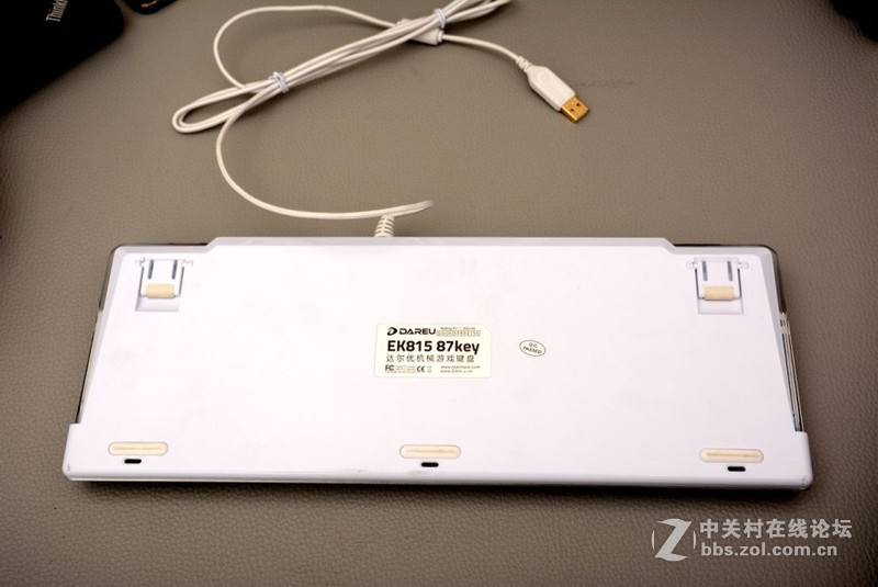 古董笔记本配小鲜肉键盘，怀旧ThinkPad与潮流达尔优的结合体！