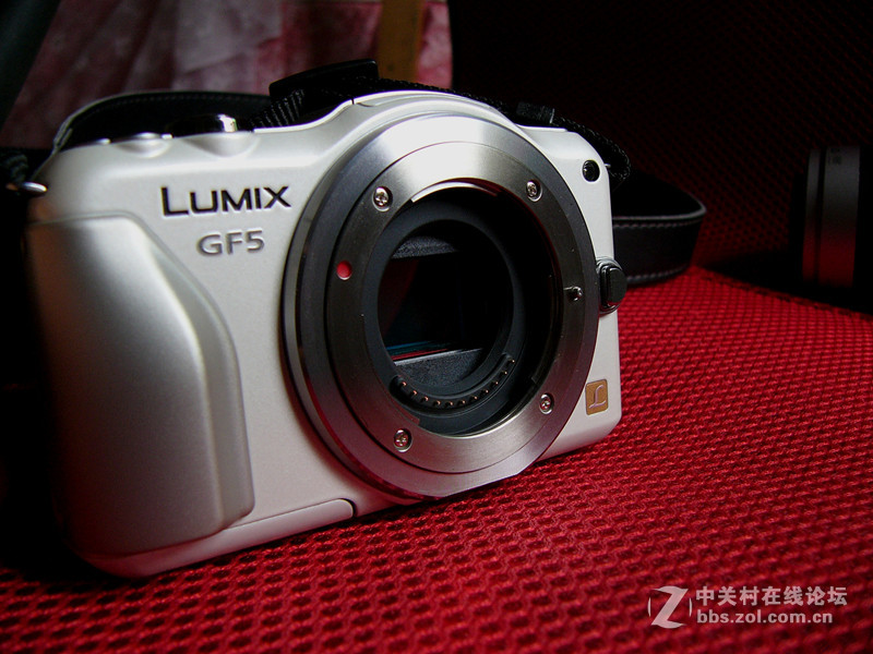 出一台99新松下GF5微单套机