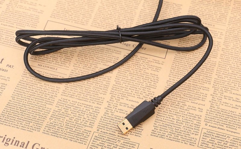 回归纯粹与简约，芝奇 KM570 MX 红轴机械键盘上手玩！