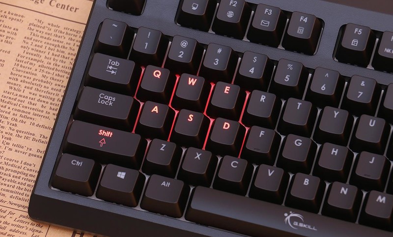 回归纯粹与简约，芝奇 KM570 MX 红轴机械键盘上手玩！