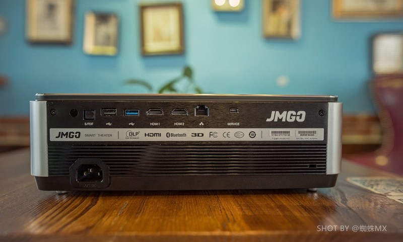 宜家宜商的好选择，坚果3500流明智能投影L6_H上手