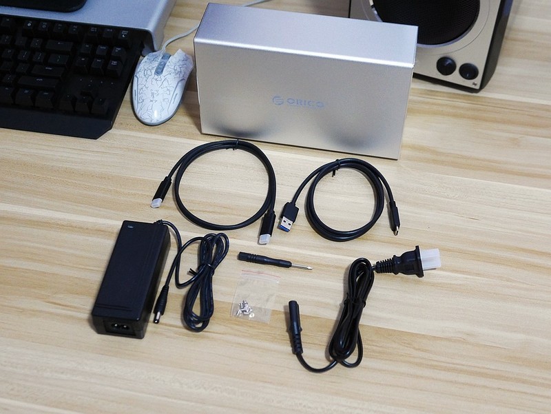 机械硬盘阵列能比固态快？ ORICO WS200RC3硬盘柜+西部数据红盘实战体验