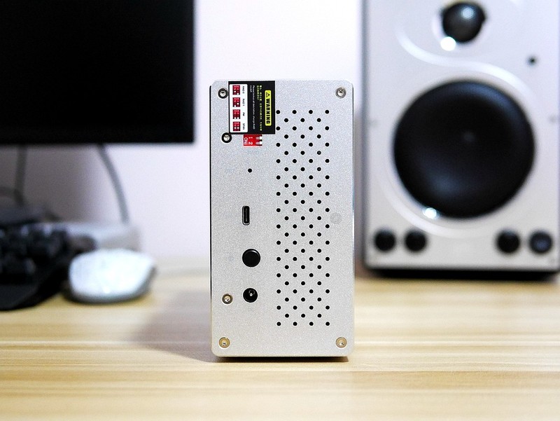 机械硬盘阵列能比固态快？ ORICO WS200RC3硬盘柜+西部数据红盘实战体验