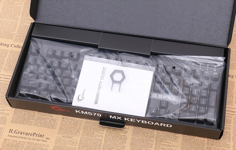 回归纯粹与简约，芝奇 KM570 MX 红轴机械键盘上手玩！