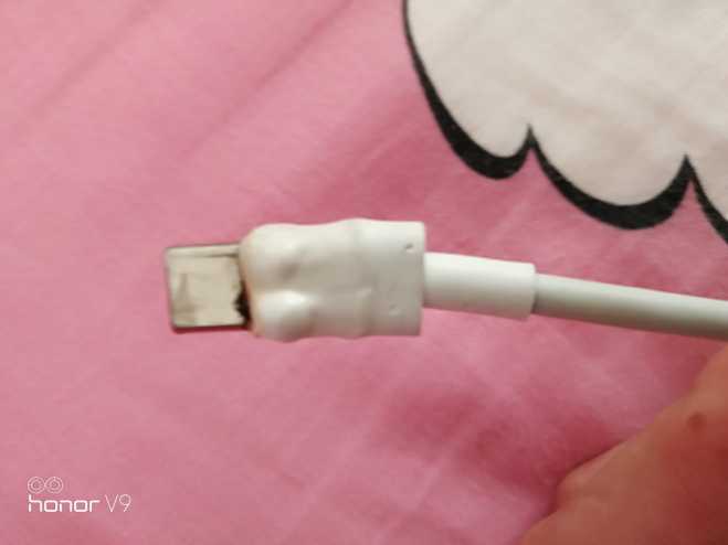 数据线烧毁求解释