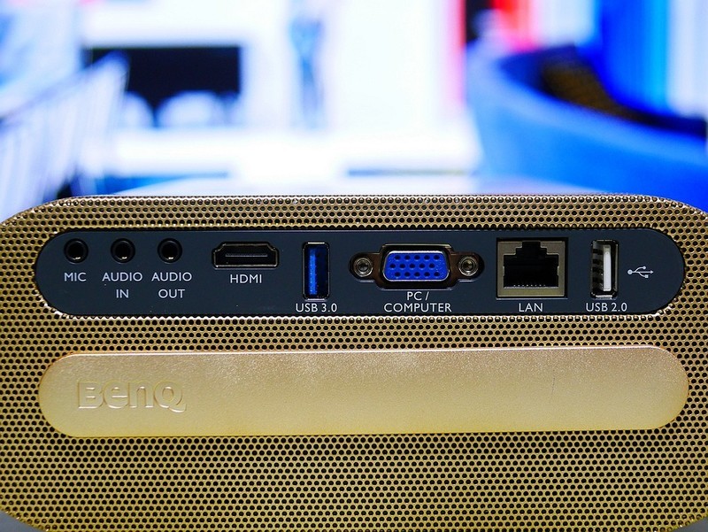 短焦轻松100寸巨幕影院 能演会唱的明基i500智能投影仪评测