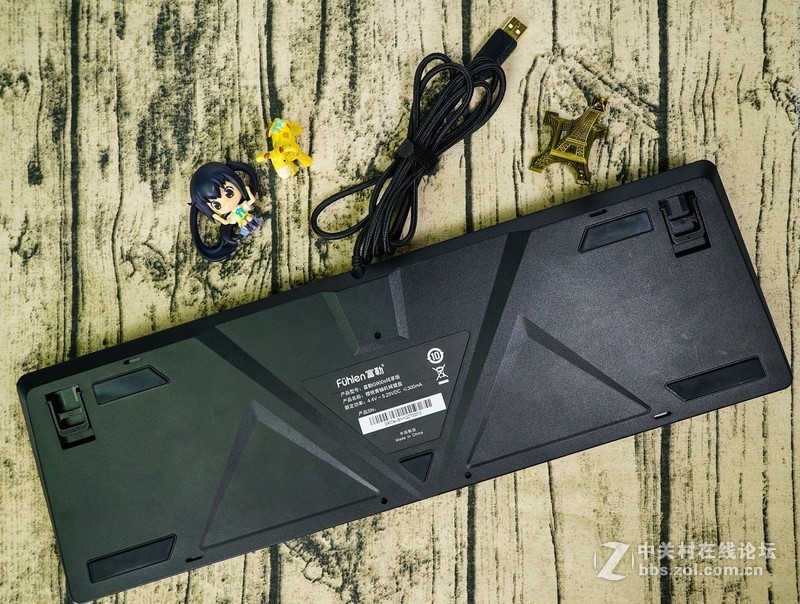 小力量大结果，不小心培养了游戏开发者