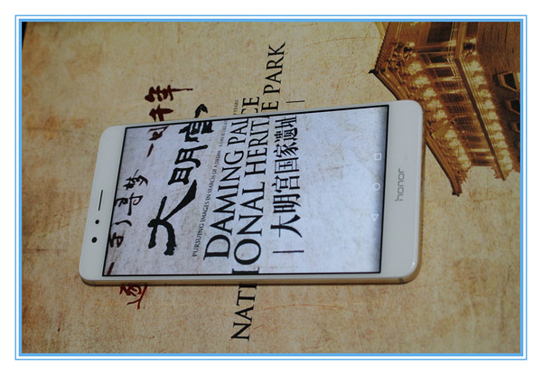 唤醒科技，荣耀崛起之作--荣耀V8开箱