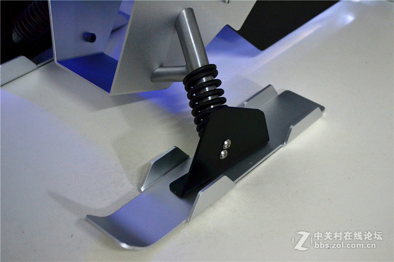 （新机开罗）首发    雪地摩托 图秀~~~