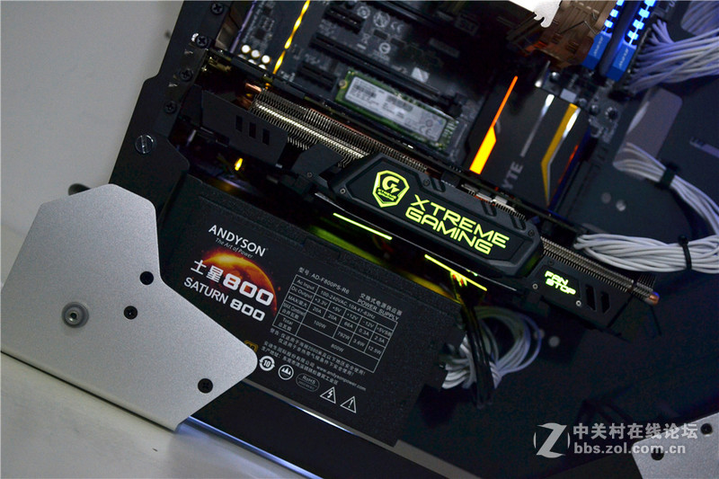 （新机开罗）首发    雪地摩托 图秀~~~