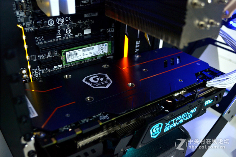 （新机开罗）首发    雪地摩托 图秀~~~