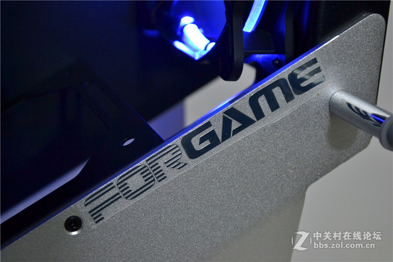 （新机开罗）首发    雪地摩托 图秀~~~