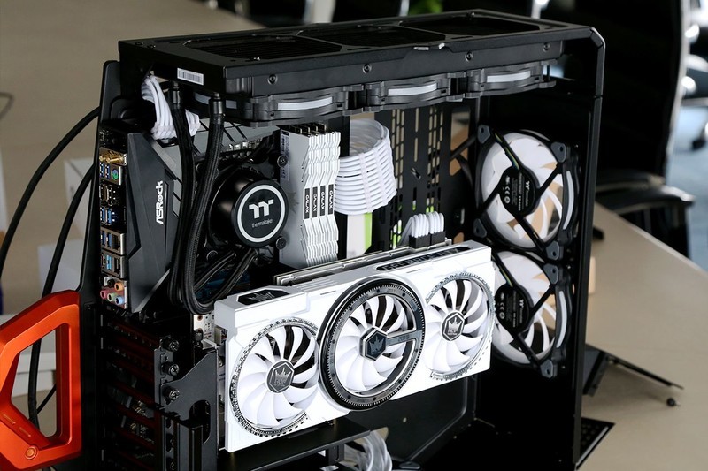 2080Super HOF显卡配骨伽征服者2代机箱装机实测 全网首发