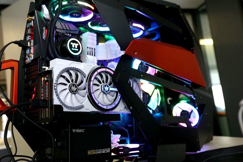 2080Super HOF显卡配骨伽征服者2代机箱装机实测 全网首发