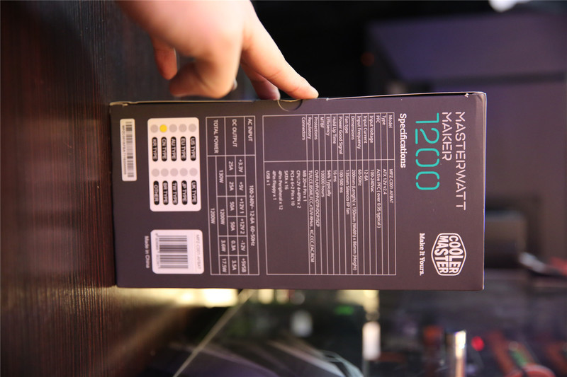 NV哥酷冷至尊旗舰电源MasterWatt Maker 1200体验