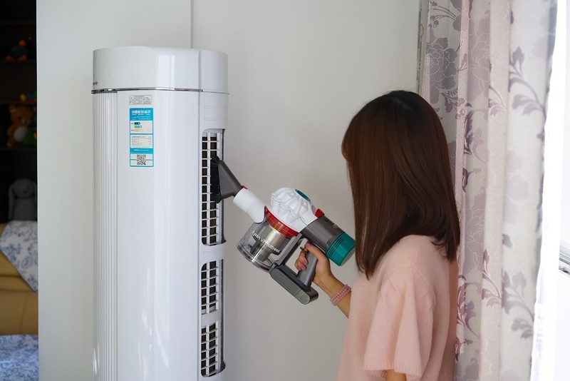 螨虫与妹子谁是最后赢家？戴森除螨仪手持吸尘器果断给出答案