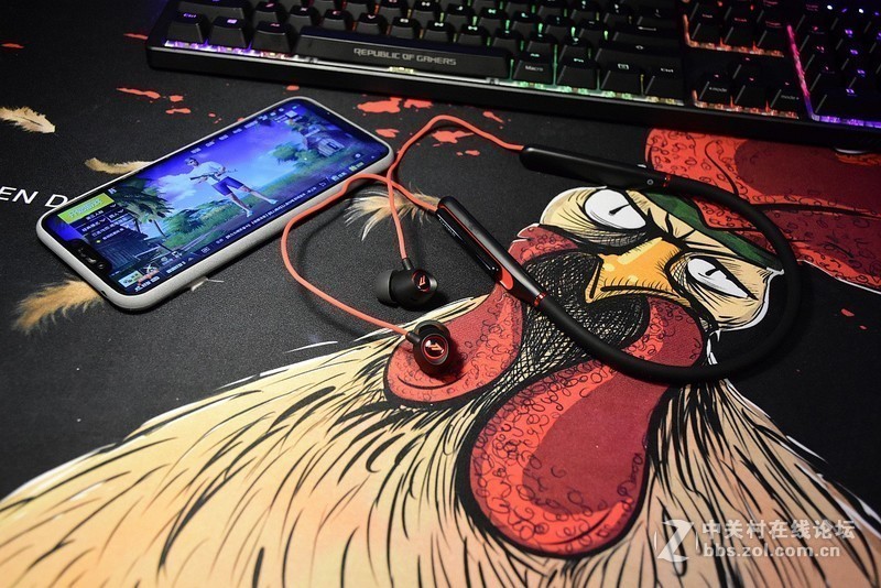 做一个无牵无挂的电竞人——1MORE 万魔 Spearhead VR 蓝牙电竞耳机开箱简评