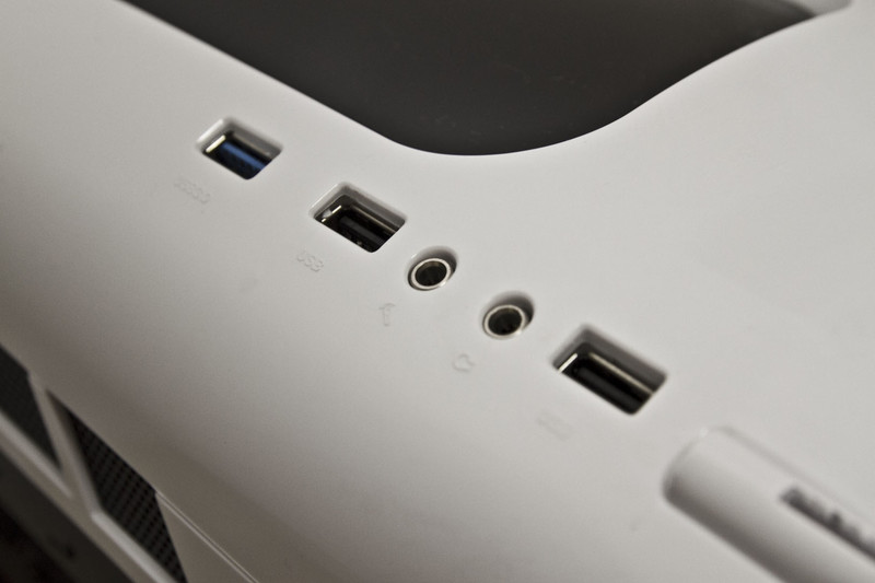 入手TT和谐号，I5 4670K+公版RX480玩转屁股先锋